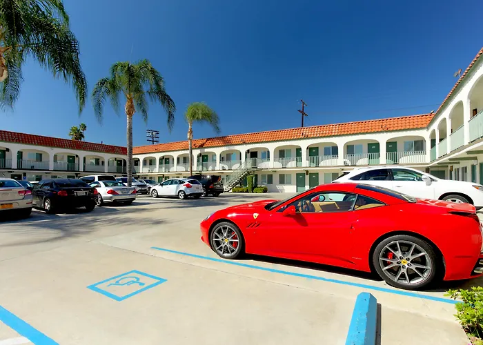 Dunes Inn - Sunset (Adults Only)